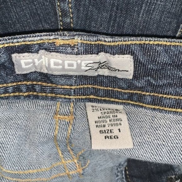Chicos Platinum Denim Jeans Size 1 Regular Mid-Rise Bootcut Dark Wash Stretch Co - Picture 2 of 14